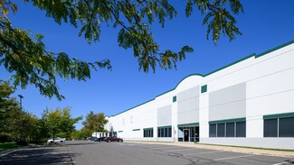 Plus de détails pour 22714 Glenn Dr, Sterling, VA - Industriel/Logistique à louer