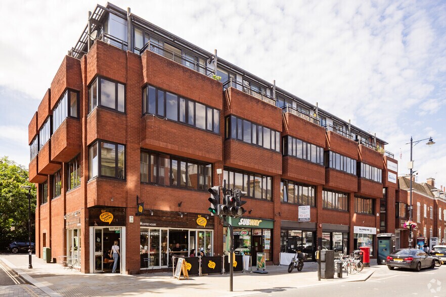29-39 London Rd, Twickenham à louer - Photo du bâtiment - Image 1 de 2