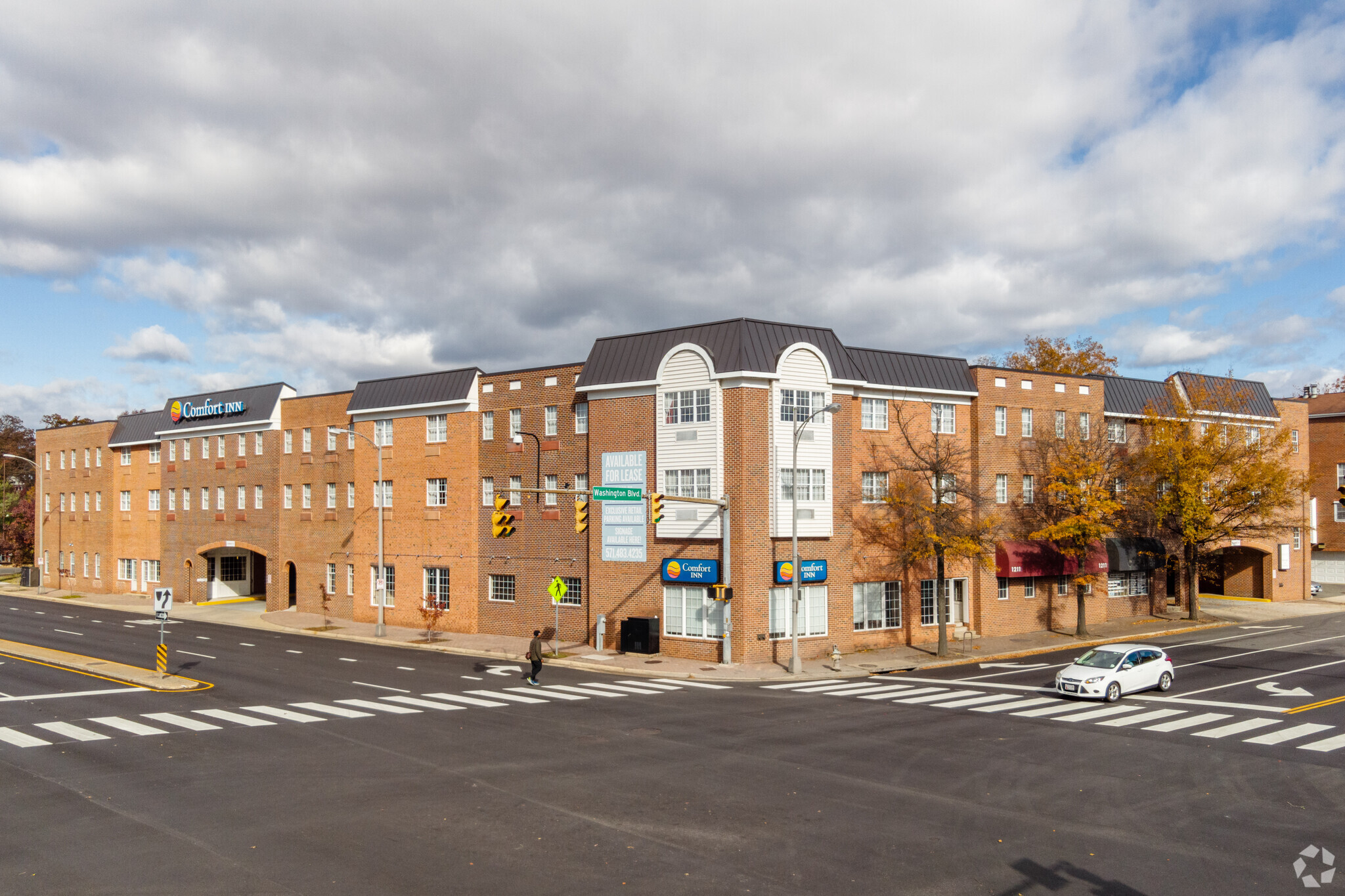 1211 N Glebe Rd, Arlington, VA for lease Building Photo- Image 1 of 6