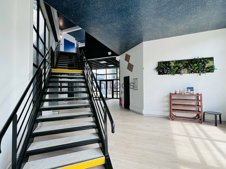 Bureau dans Labège à louer - Photo du bâtiment - Image 2 de 9