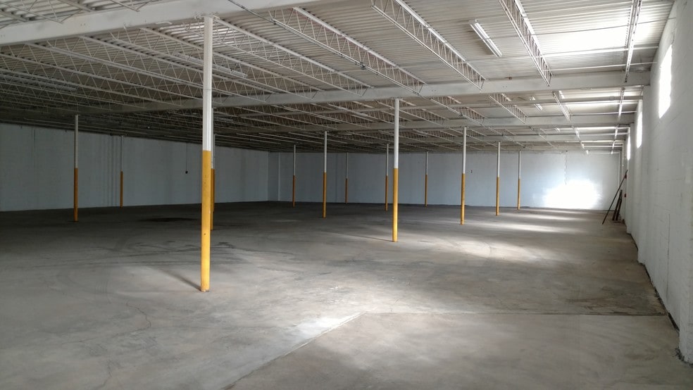 5231 Greenhurst Ext, Maple Heights, OH à louer - Photo intérieure - Image 2 de 2