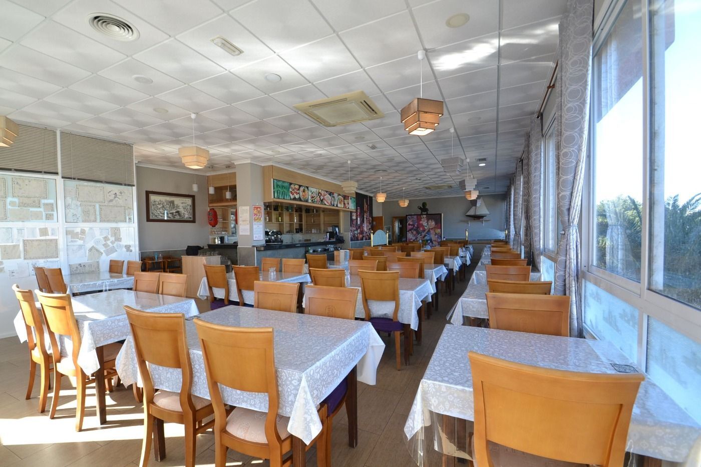 Retail in L'Ametlla de Mar, Tarragona for lease Interior Photo- Image 1 of 11