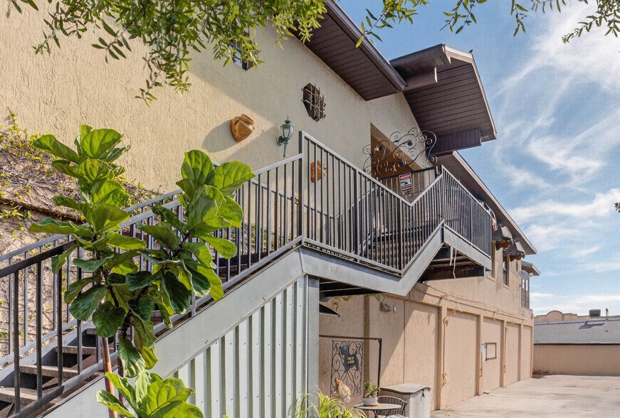 2020 N Orange Ave, Orlando, FL à vendre - Photo du bâtiment - Image 3 de 14