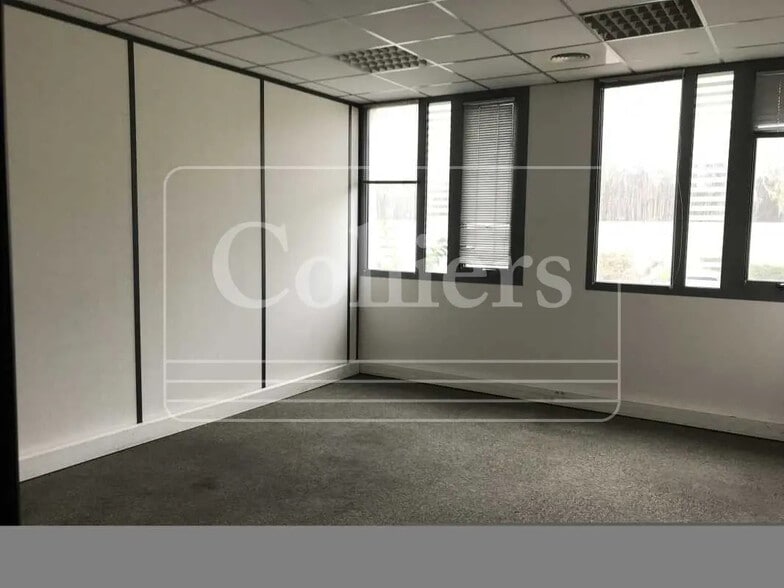 Bureau dans Marseille à louer - Photo intérieure - Image 2 de 12