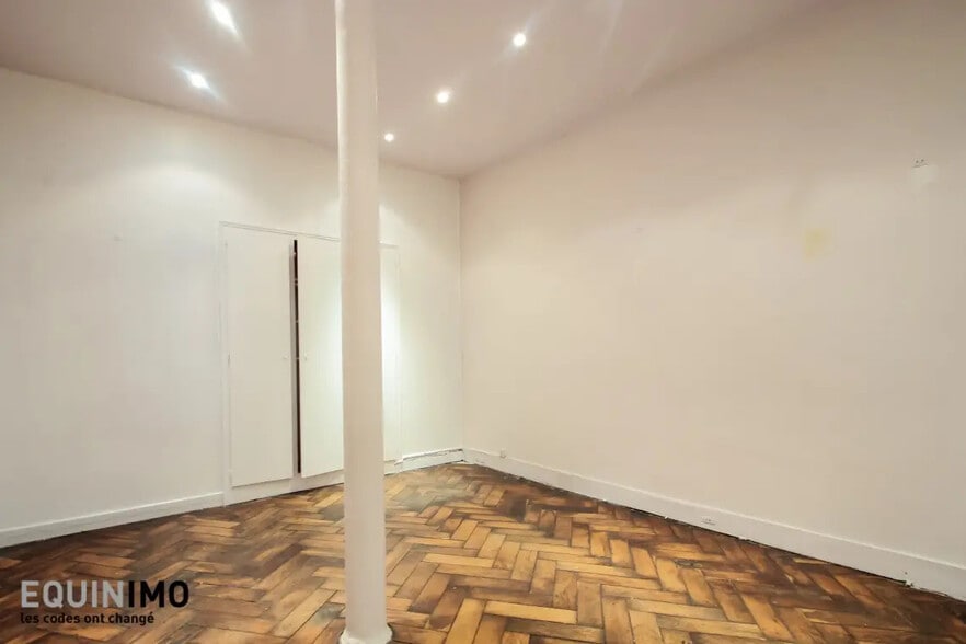 4 Rue Bernard Palissy, Paris for lease - Interior Photo - Image 3 of 4