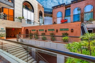 413-445 N Rodeo Dr, Beverly Hills, CA for lease Interior Photo- Image 1 of 6