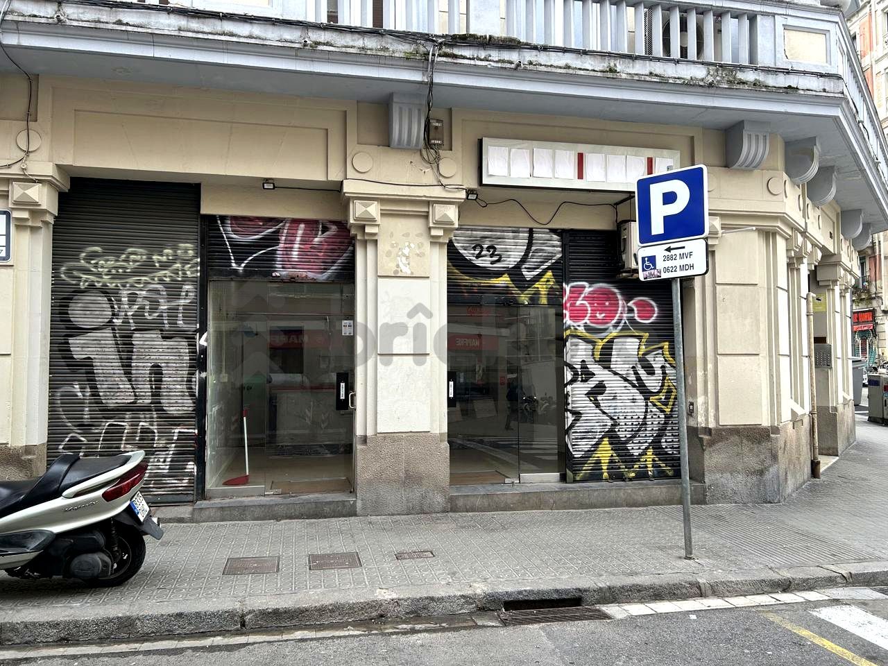 Multifamily in Barcelona, Barcelona for sale Primary Photo- Image 1 of 3