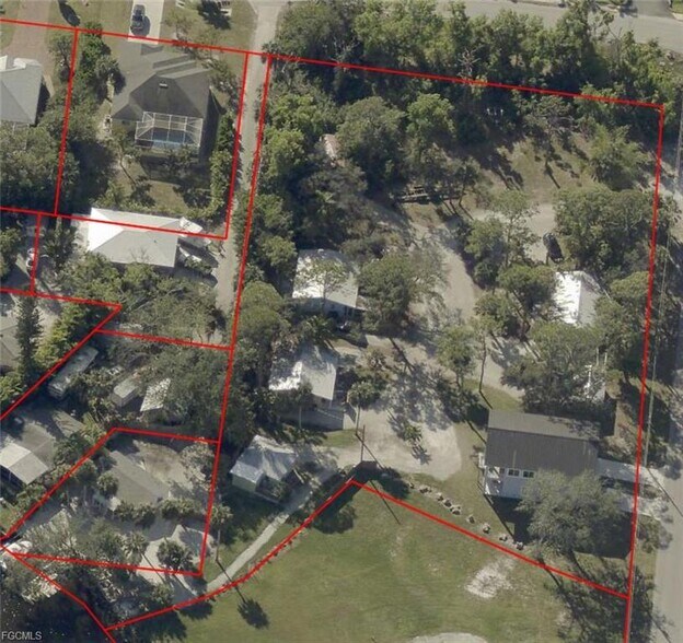 27590 Big Bend Rd, Bonita Springs, FL à vendre - Photo du bâtiment - Image 2 de 30