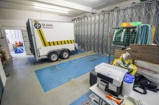 Plus de détails pour The Hornet, Chichester - Bureau à vendre