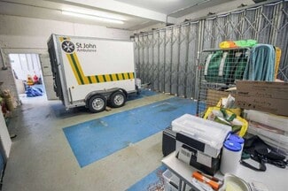 Plus de détails pour The Hornet, Chichester - Bureau à vendre