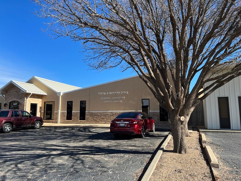 2421 Commerce -1, Amarillo, TX for sale - Building Photo - Image 3 of 6