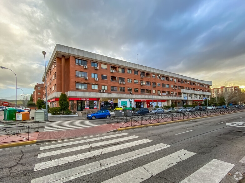Multifamily in Alcalá de Henares, Madrid for sale - Building Photo - Image 2 of 4