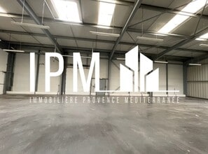 Industrial in Pertuis for lease Interior Photo- Image 2 of 2