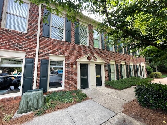 6512 Six Forks Rd, Raleigh, NC à vendre - Photo du bâtiment - Image 3 de 14