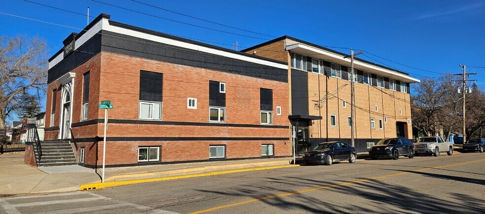 405 Coteau Av, Weyburn, SK à vendre - Photo du bâtiment - Image 2 de 4