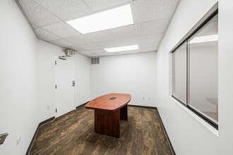 238 N Westmonte Dr, Altamonte Springs, FL for lease Interior Photo- Image 2 of 11