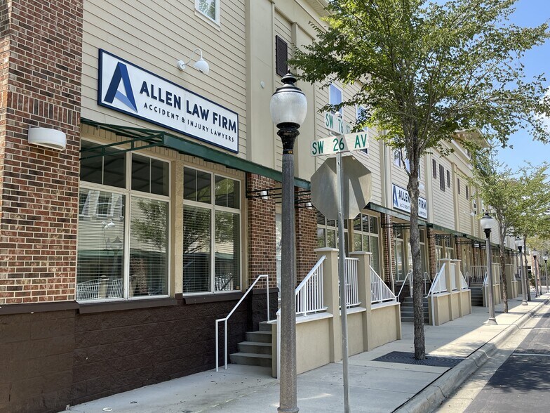 2440 SW 76th St, Gainesville, FL à louer - Photo du bâtiment - Image 3 de 16