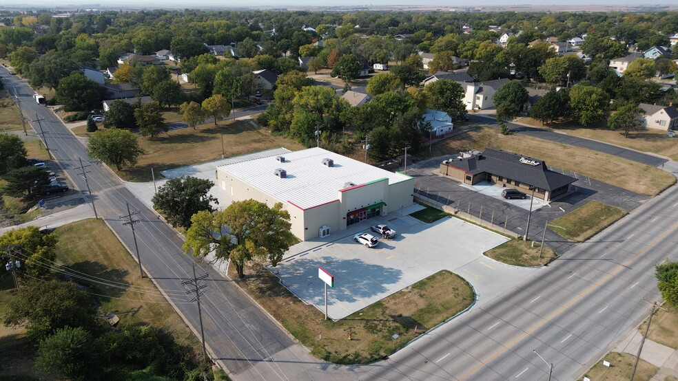 980 State St, Phillipsburg, KS à louer - Photo du bâtiment - Image 2 de 3