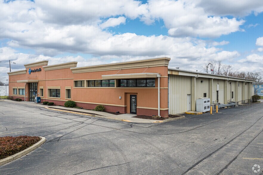 4222 Grand Ave, Middletown, OH à vendre - Photo du bâtiment - Image 2 de 5