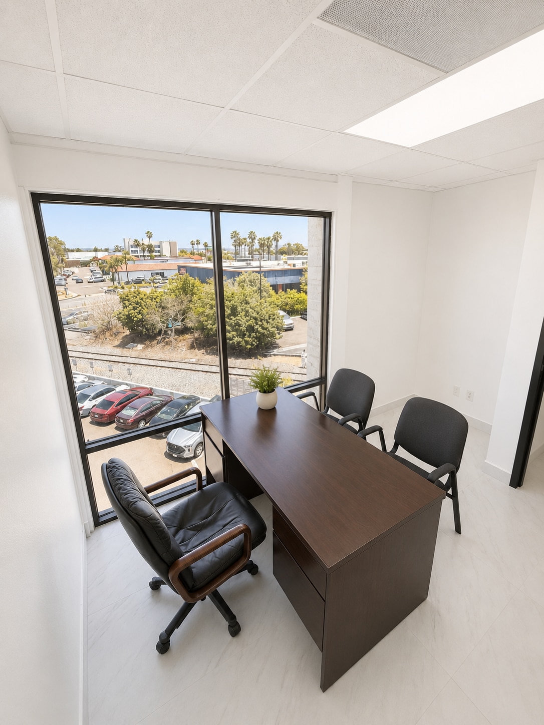 6920 Miramar Rd, San Diego, CA à louer Photo intérieure- Image 1 de 2
