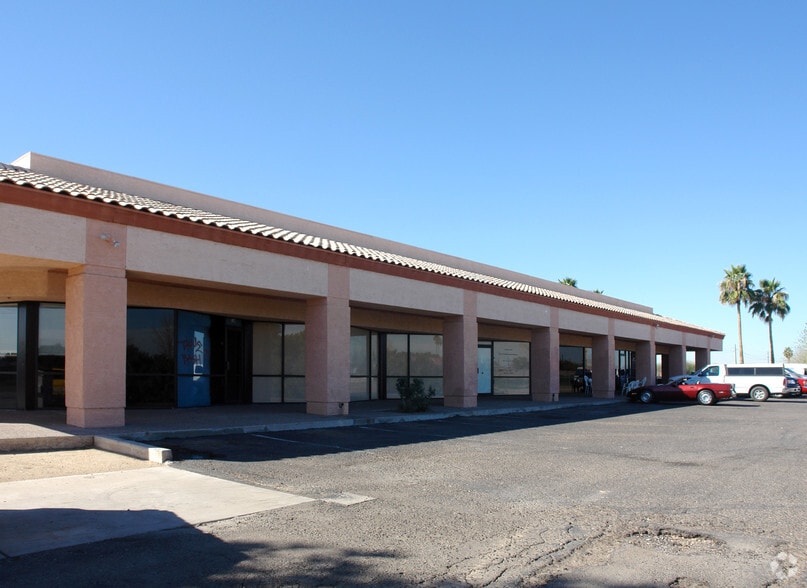 8282 W Camelback Rd, Glendale, AZ for lease - Building Photo - Image 2 of 2