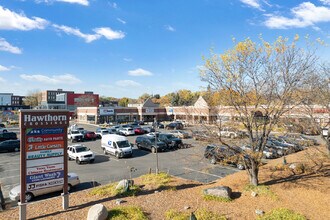 1010-1030 W Broadway Ave, Minneapolis, MN à louer Photo du bâtiment- Image 2 de 4