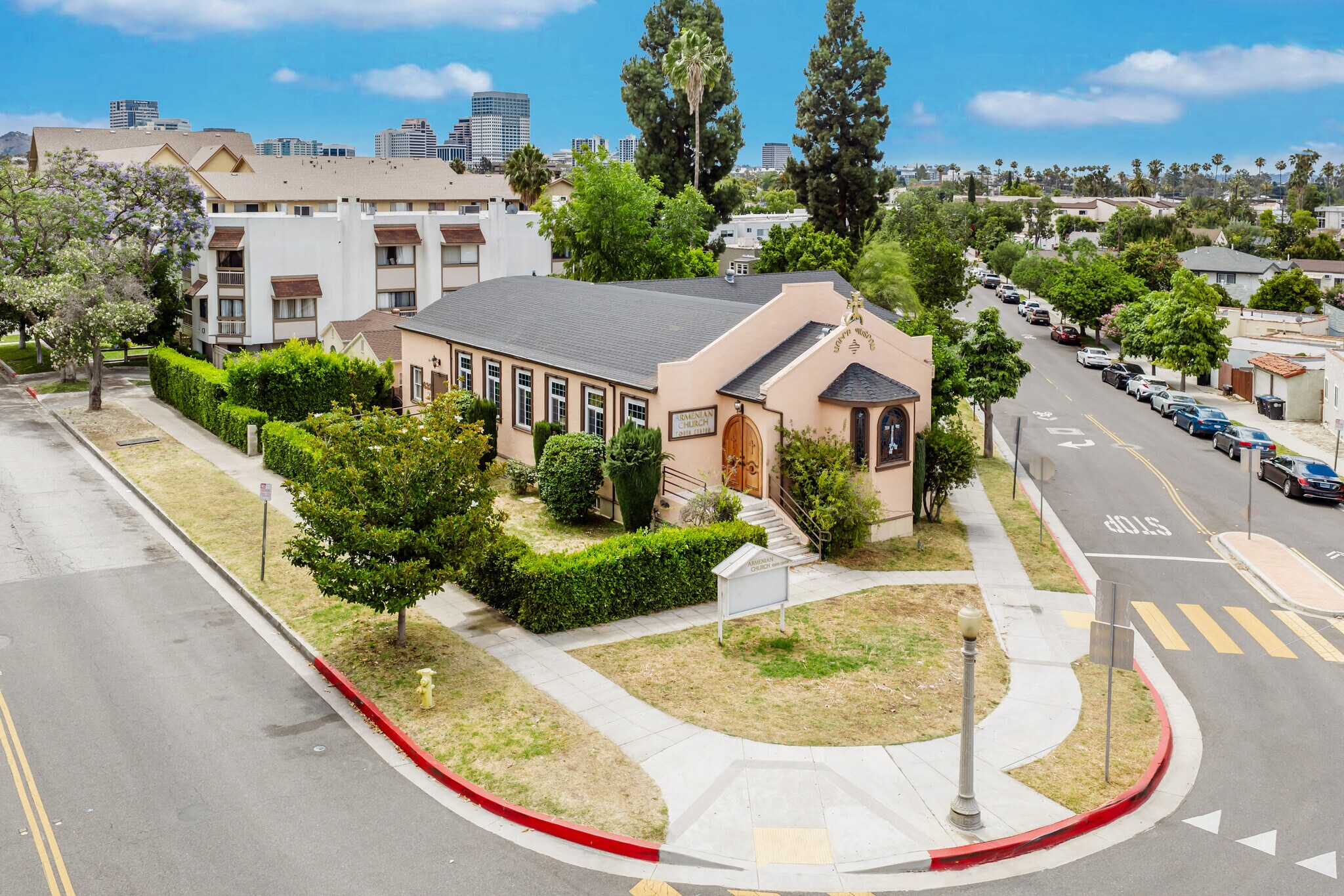 632 W Stocker St, Glendale, CA à vendre Photo du bâtiment- Image 1 de 33