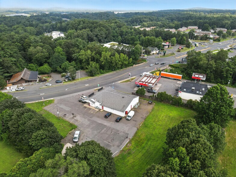 417 N Elm St, Westfield, MA à louer - Aérien - Image 3 de 14