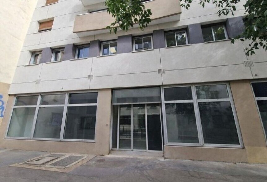 37 39 Rue Saint-Sébastien, Paris à louer - Photo du bâtiment - Image 3 de 10