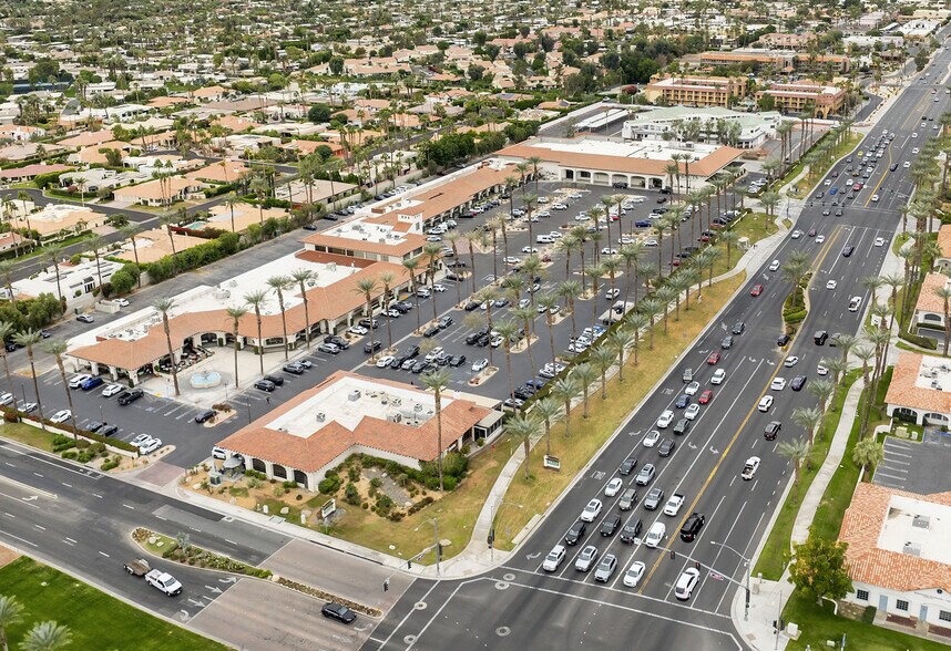 74895-74995 Hwy 111, Indian Wells, CA à louer - Photo principale - Image 1 de 4