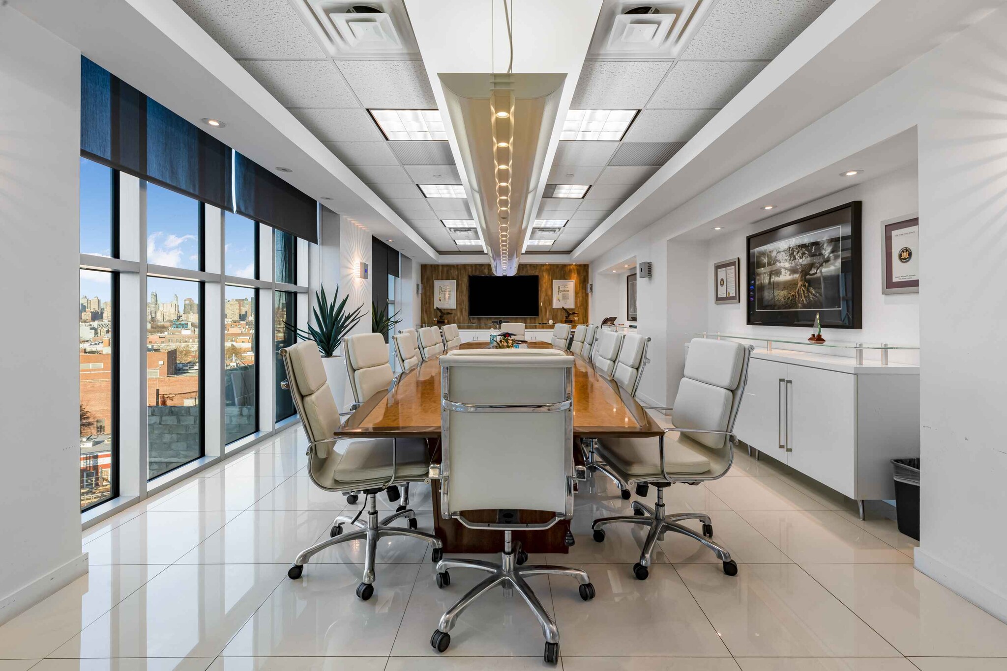 31-19 Newtown Ave, Astoria, NY for lease Interior Photo- Image 1 of 14