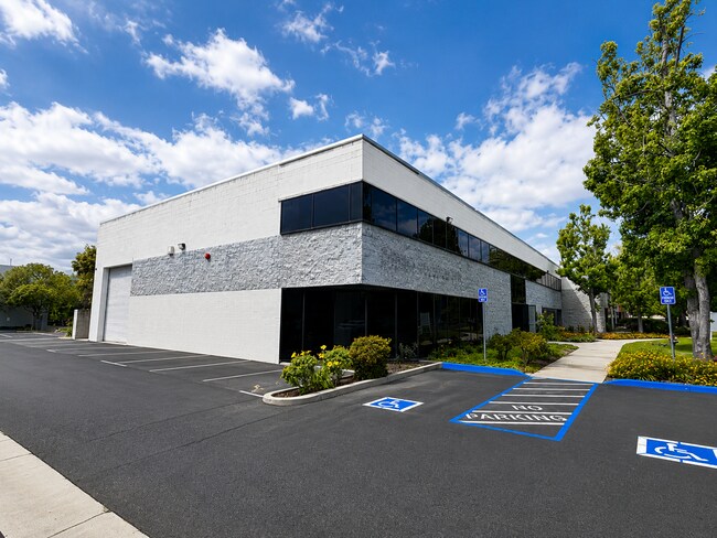 More details for 5450 Tech Cr, Moorpark, CA - Industrial for Lease