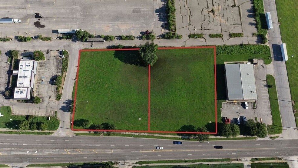 E 47th St, Wichita, KS for sale - Building Photo - Image 2 of 3