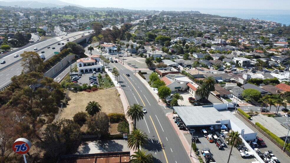 1315 S El Camino Real, San Clemente, CA à vendre - Aérien - Image 2 de 7