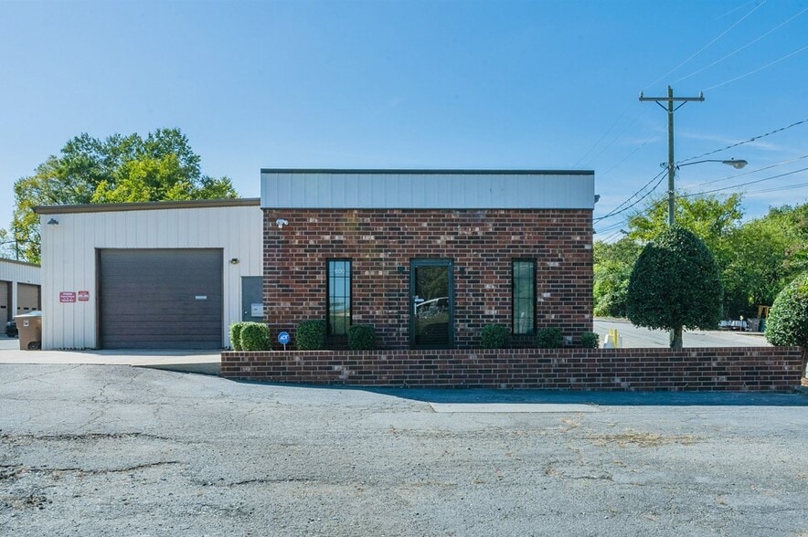 600 Tipton Pl, Greensboro, NC for lease - Building Photo - Image 3 of 4