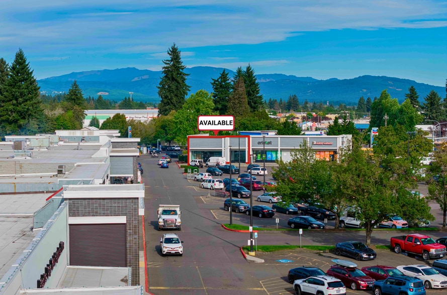 11710-12010 NE Fourth Plain Blvd, Vancouver, WA for lease - Building Photo - Image 2 of 8