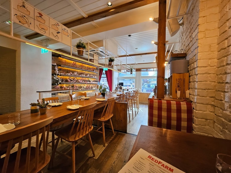 9 Russell St, London for lease - Building Photo - Image 2 of 2