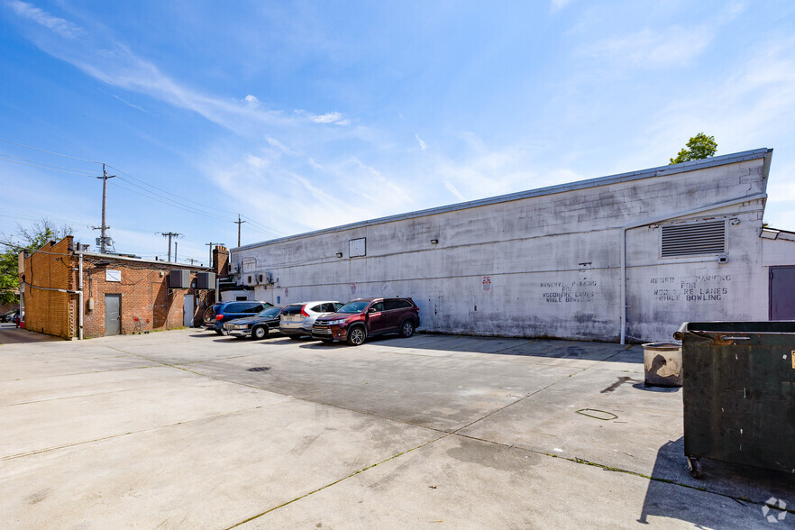 948-958 Broadway, Woodmere, NY for sale - Building Photo - Image 3 of 4