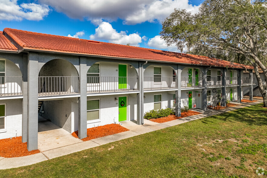 14200 Bruce B Downs Blvd, Tampa, FL à vendre - Photo principale - Image 1 de 1