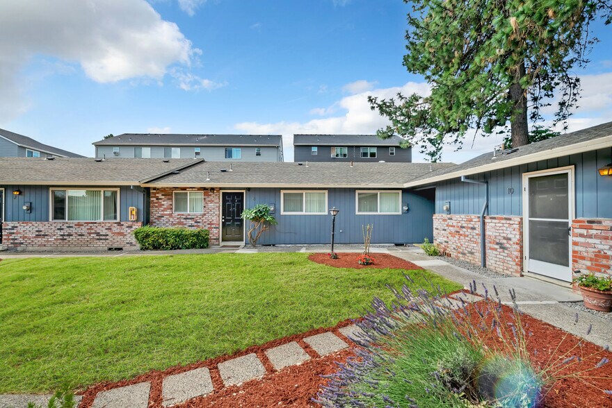 18140 SW Shaw St, Aloha, OR à vendre - Photo du bâtiment - Image 2 de 21