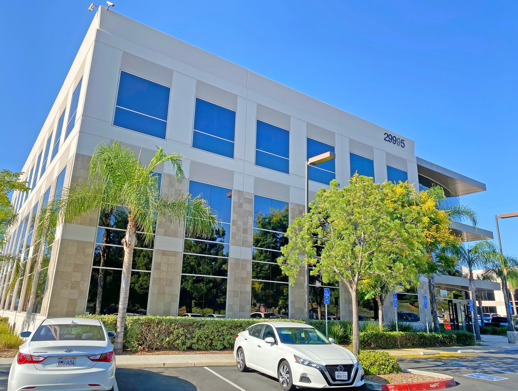 29995 Technology Dr, Murrieta, CA for lease Building Photo- Image 1 of 5