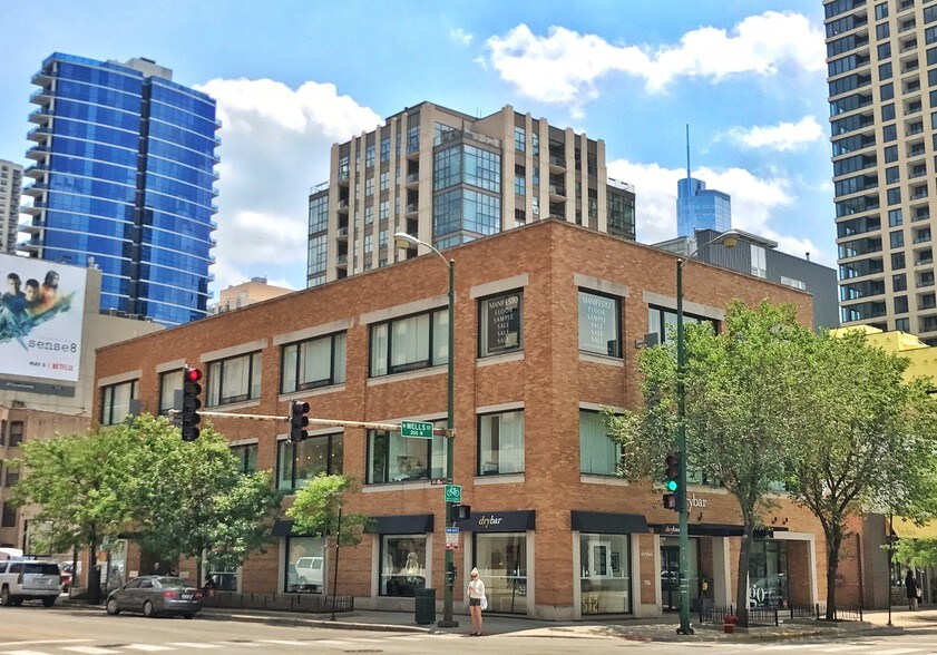 755 N Wells St, Chicago, IL à louer - Photo du bâtiment - Image 1 de 19