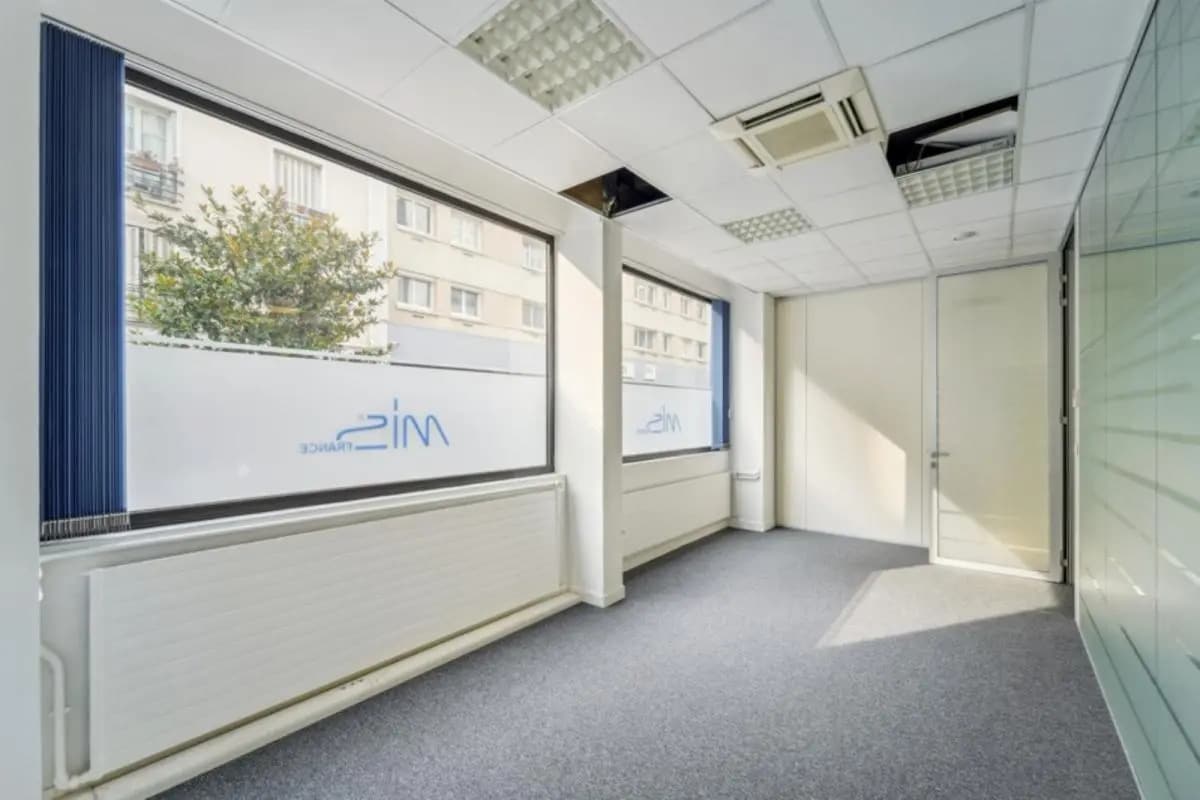 41-43 Rue Aristide Briand, Levallois-Perret for lease Building Photo- Image 1 of 9