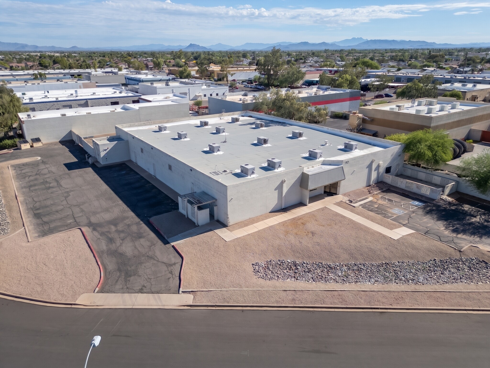 701 N Golden Key St, Gilbert, AZ for sale Building Photo- Image 1 of 10