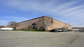 Plus de détails pour 415 Wildwood Ave, Woburn, MA - Industriel à louer