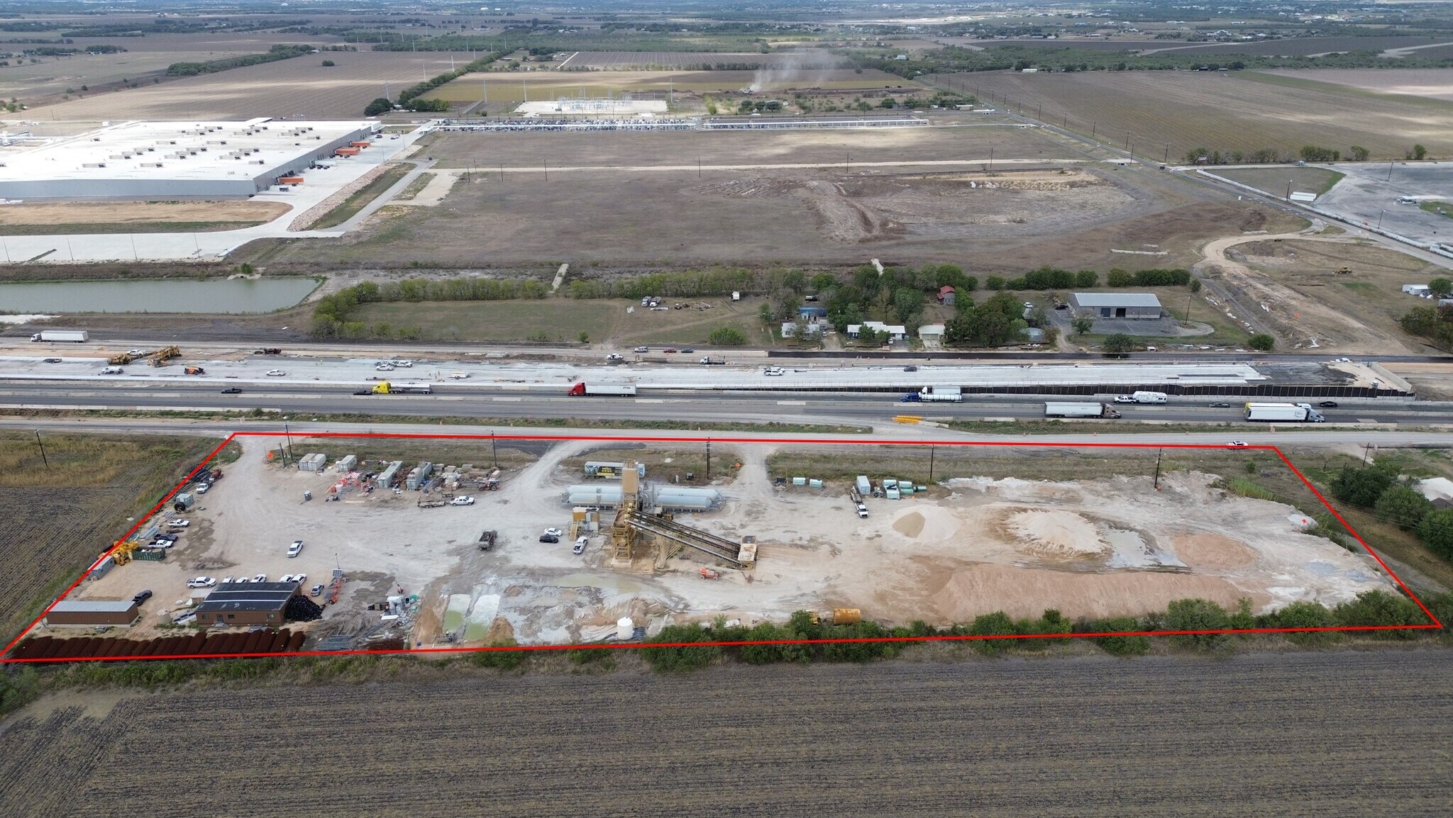 10833 E Interstate 10, Marion, TX for lease Building Photo- Image 1 of 6