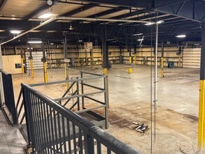 912 Pittsburgh Rd, Butler, PA for lease Interior Photo- Image 2 of 7
