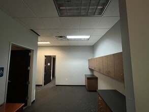 4220 E McDowell Rd, Mesa, AZ for sale Interior Photo- Image 2 of 9