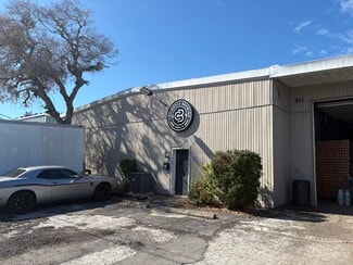 More details for 521 S Commerce Dr, Largo, FL - Industrial for Sale