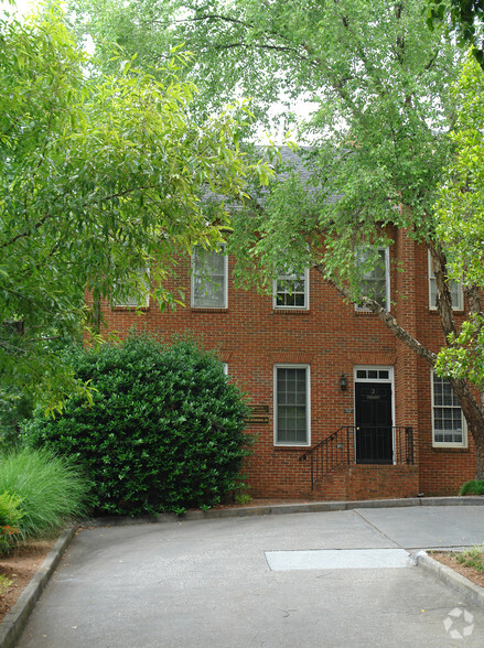 2 Lenox Pointe NE, Atlanta, GA for sale - Building Photo - Image 1 of 1